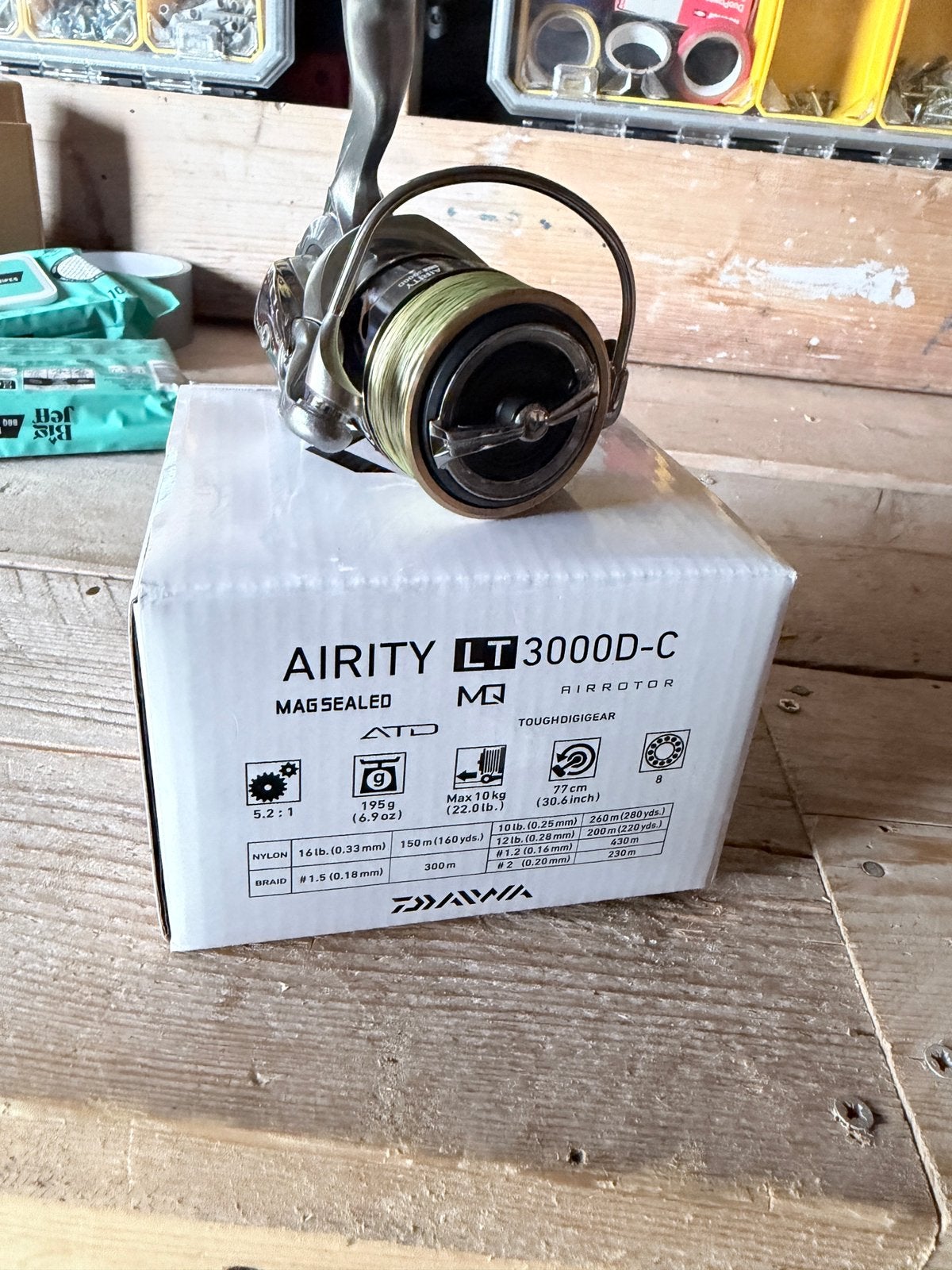 Daiwa airity lt 3000dc met ygk bornrush, Watersport en Boten, Hengelsport | Roofvissen, Ophalen of Verzenden, Zo goed als nieuw