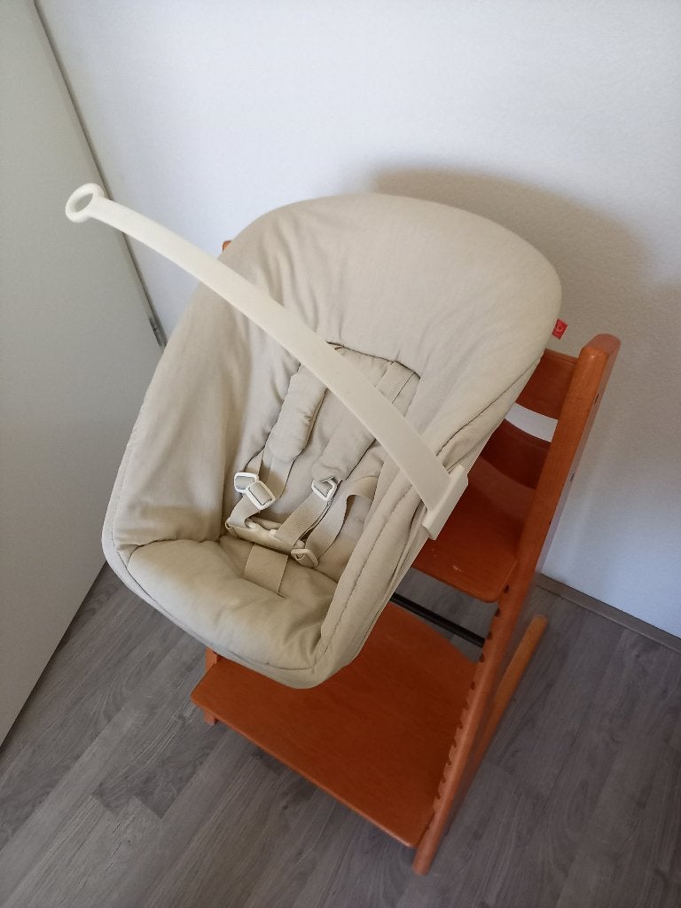 Stokke Tripp Trapp stoel met newbornset, Kinderen en Baby's, Kinderstoelen, Ophalen, Gebruikt, Meegroeistoel, Stoelverkleiner