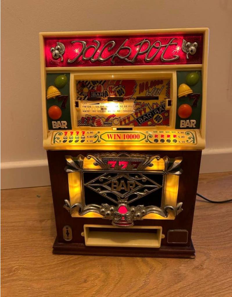 Jackpot Gokautomaat Spaarpot met Licht en Geluid, Verzamelen, Automaten | Gokkasten en Fruitautomaten, Overige munten, Ophalen