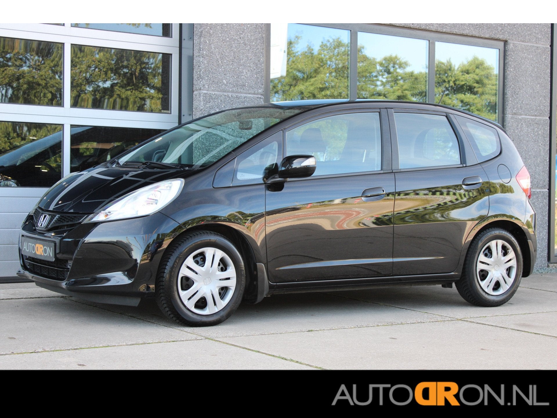Honda Jazz 1.4 i -VTEC 100PK Trend Trekhaak Dealer Onderhoud, Auto's, Voorwielaandrijving, Euro 5, Zwart, 4 cilinders