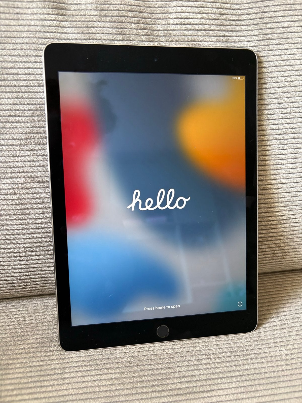 Apple iPad Air 2 - 16GB Wi-Fi