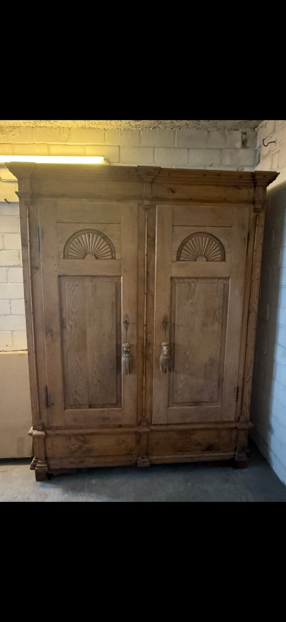 Prachtige houten kast, Antiek en Kunst, Ophalen