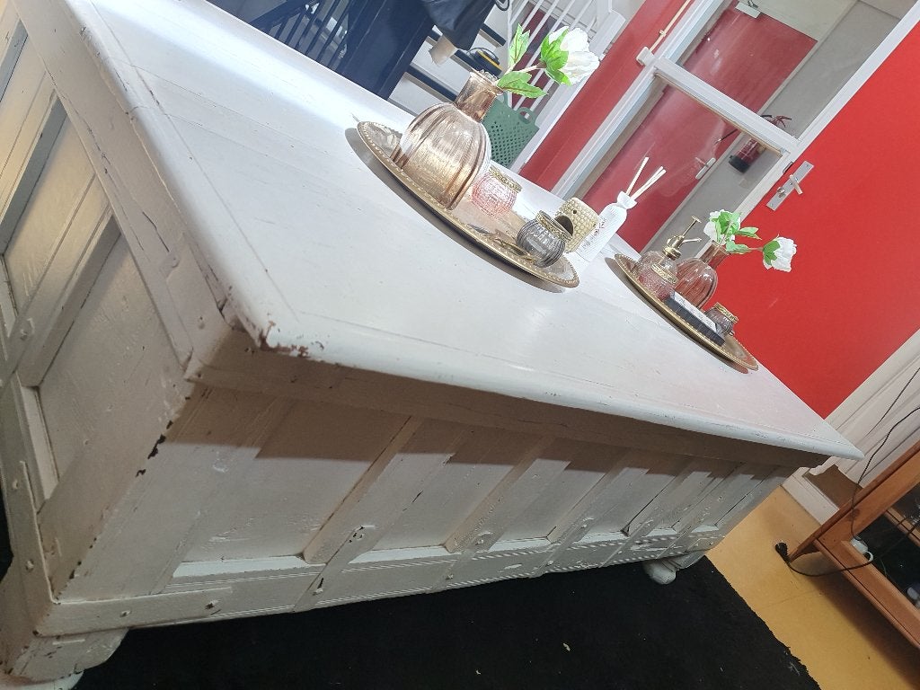 Robuuste salontafel wit., Ophalen, 100 tot 150 cm, 150 tot 200 cm, Zo goed als nieuw