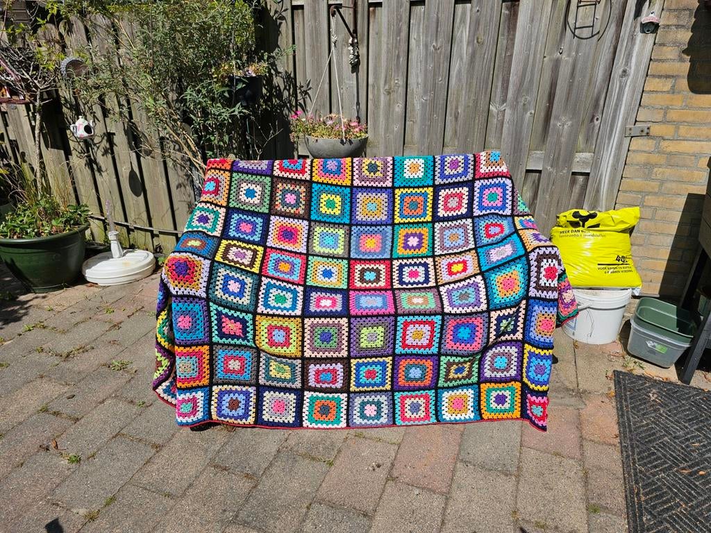 Gehaakte deken/plaid/sprei granny square katoen, Huis en Inrichting, Ophalen of Verzenden, Zo goed als nieuw