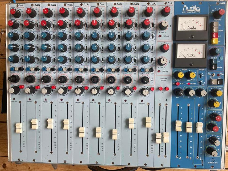 Audio Developments AD146 Mengpaneel - 9 Kanalen, Muziek en Instrumenten, Mengpanelen, Ophalen, Zo goed als nieuw, 5 tot 10 kanalen