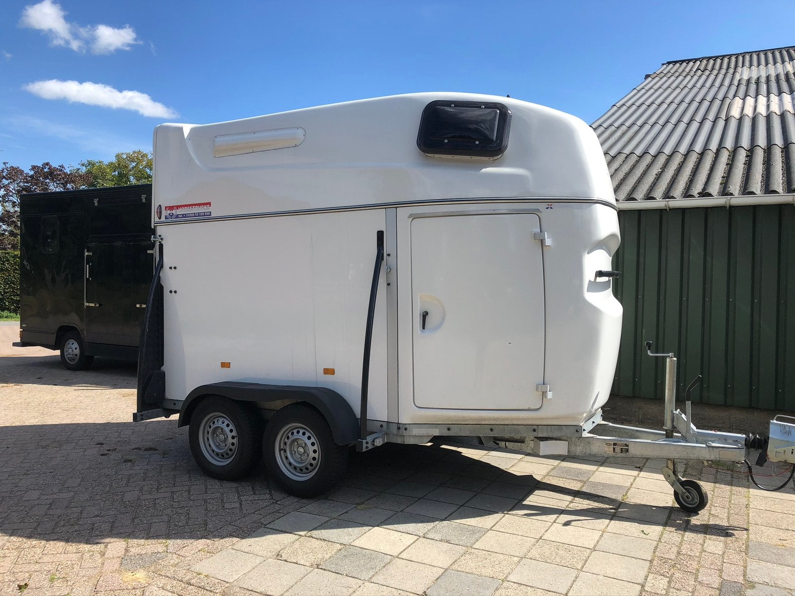 2-paards trailer, Dieren en Toebehoren, Paarden en Pony's | Trailers en Aanhangwagens, Ophalen, Zo goed als nieuw, Polyester, 2-paards trailer