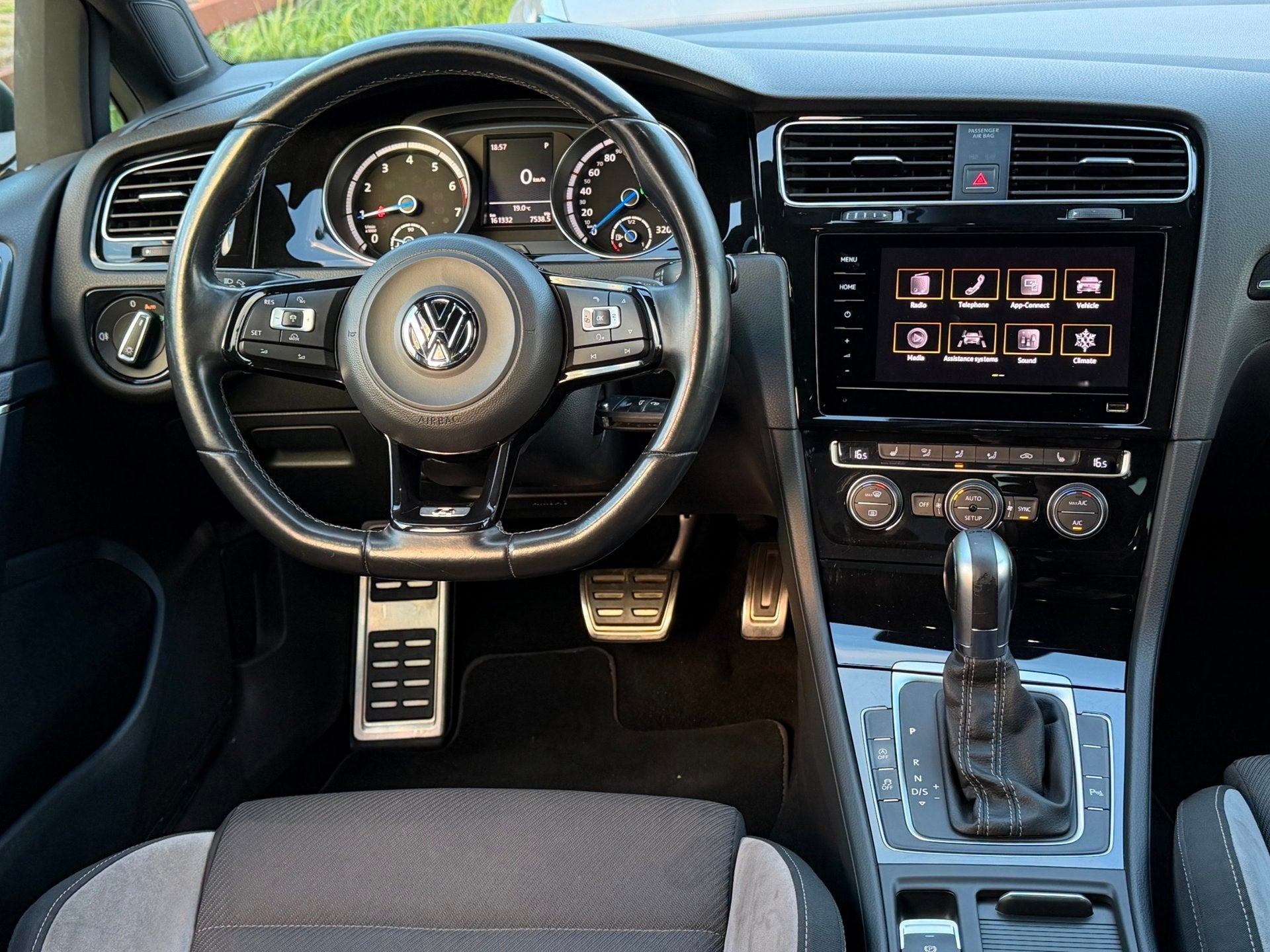 Volkswagen Golf 7 2.0 TSI R 300PK 4Motion |Milltek |Carplay, Auto's, Automaat, Gebruikt, 4 cilinders, 1984 cc
