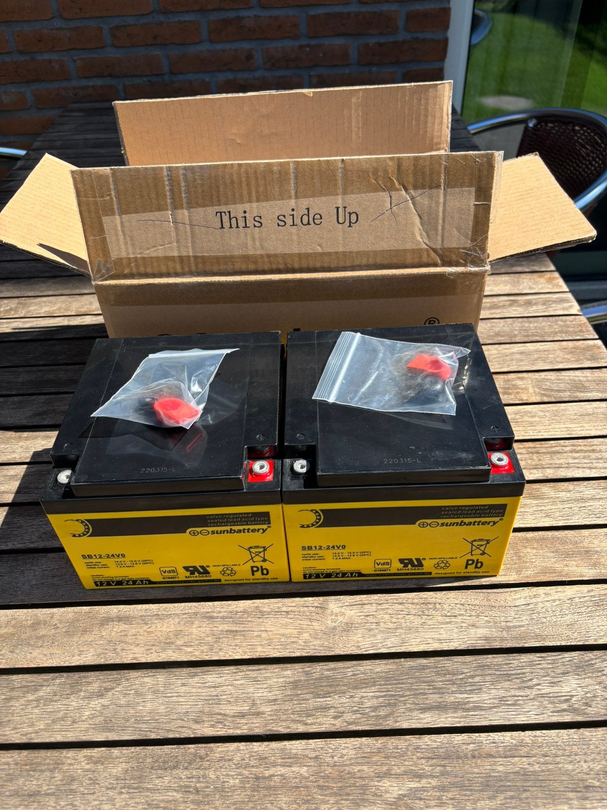 Sunbattery SB12-24V0 12V 24Ah Back-up Batterijen, Ophalen, Gebruikt, Oplaadbaar