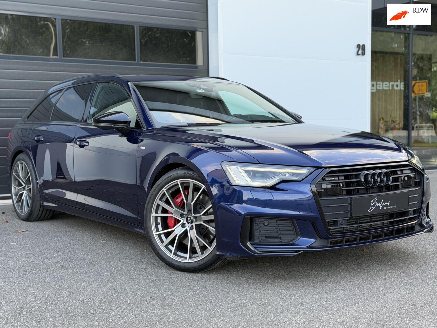 Audi A6 Avant 55 TFSIe Quattro Competition Trekhaak | 20INCH, Auto's, Automaat, Gebruikt, Zwart, 4 cilinders