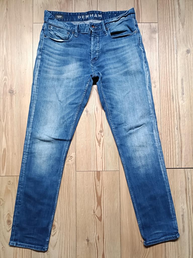 VERKOCHT, Kleding | Heren, Spijkerbroeken en Jeans, Ophalen of Verzenden, Zo goed als nieuw, Blauw, W32 (confectie 46) of kleiner