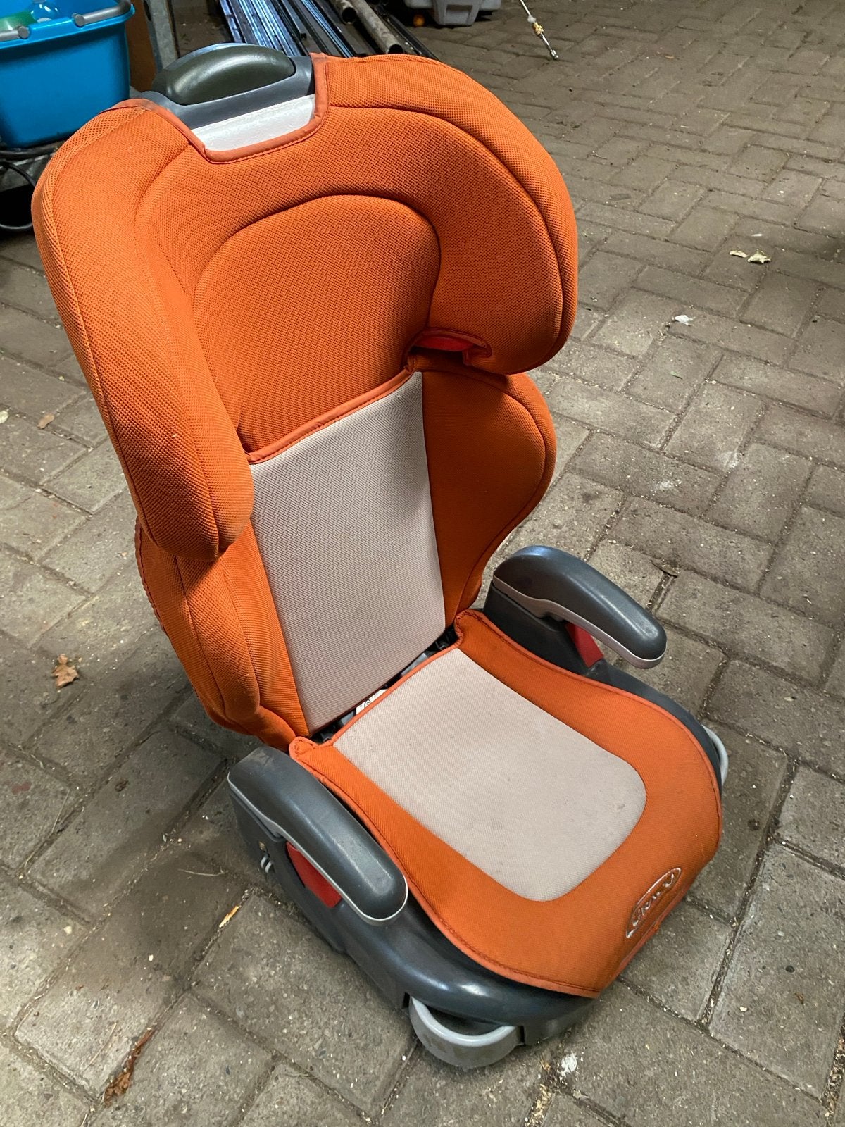 Graco Kinderzitje/zitverhoger - Oranje/Grijs - Gebruikt, Kinderen en Baby's, Autostoeltjes, Ophalen, 15 t/m 36 kg, Zijbescherming