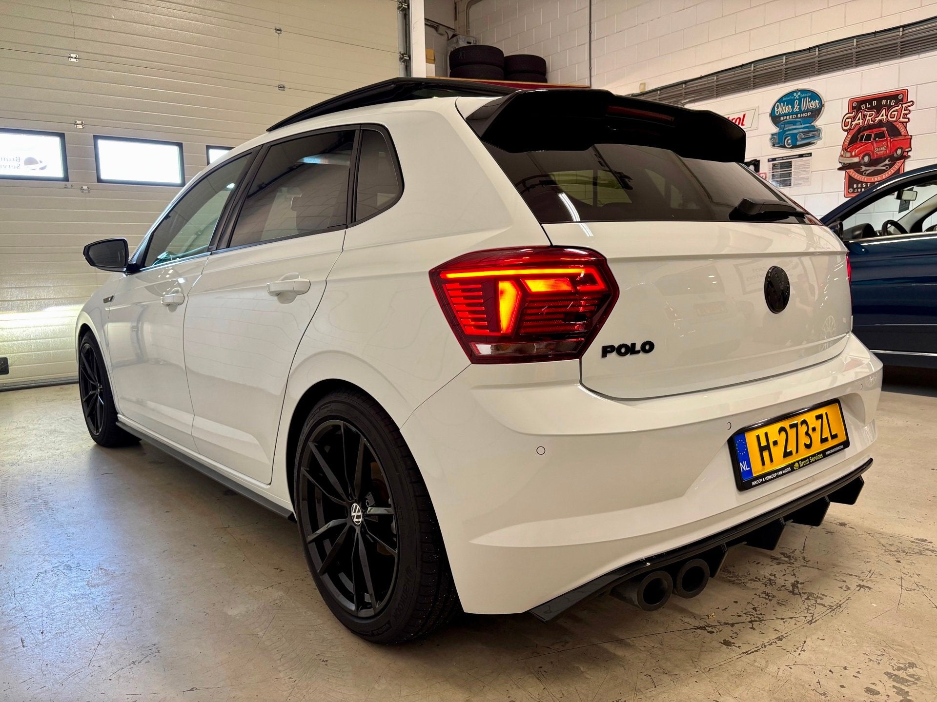 Volkswagen Polo 1.5 TSI Highline R-Line|Dsg|Pdc|Panodak|185p, 4 cilinders, Met garantie (alle), Origineel Nederlands, Autotrust