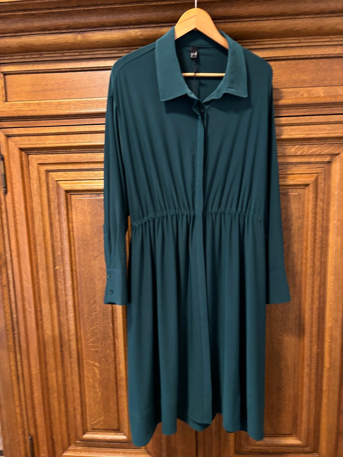 Yoek Groene Jurk Maat XXL (54/56) Nieuw met kaartje, Maat 46/48 (XL) of groter, Nieuw, Ophalen of Verzenden, Onder de knie