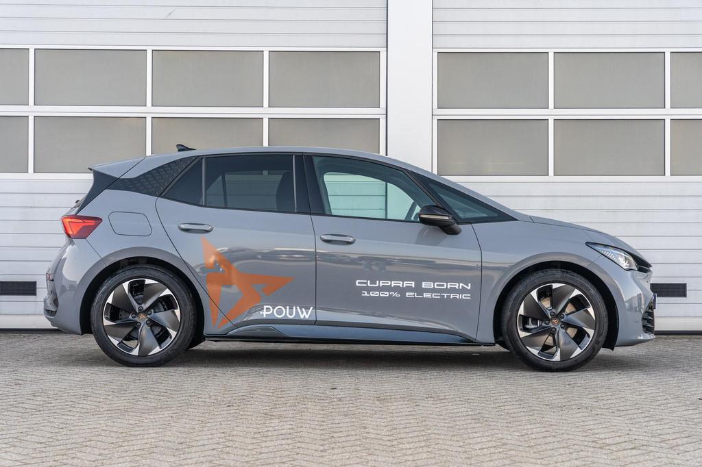 CUPRA Born 204pk Essential Limited 63 kWh | Adaptive Cruise, Auto's, 12 maanden, Zwart, 63 kWh, Origineel Nederlands