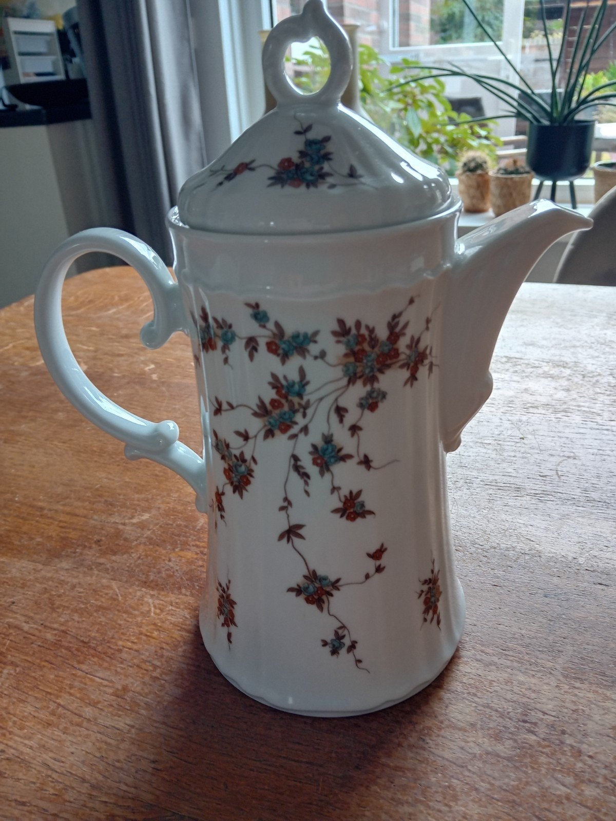 Eschenbach Bavaria Germany Koffiepot met bloemmotief, Ophalen of Verzenden