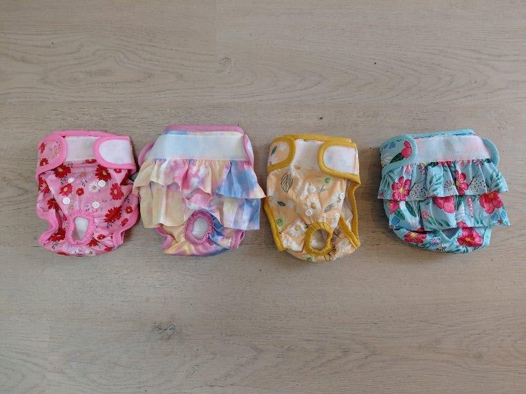 4 Loopsheidbroekjes voor kleine hond, Overige merken, Ophalen of Verzenden, Zo goed als nieuw, Overige typen