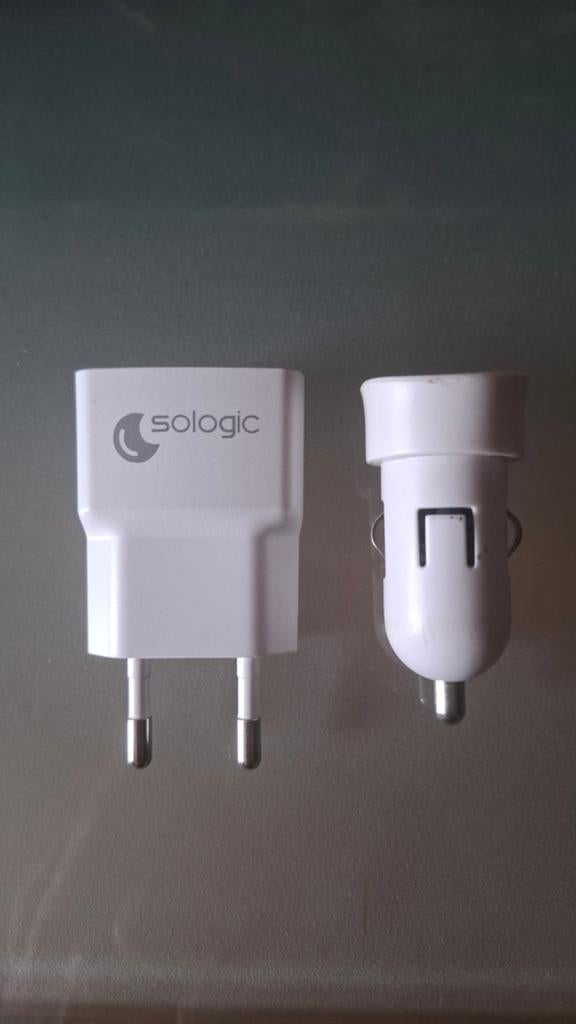 Usb stekkers, sologic 220 volt, mobiparts auto aansteker., Ophalen of Verzenden, Zo goed als nieuw