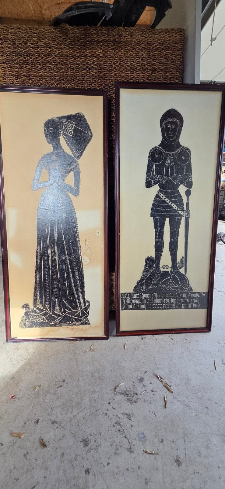 Twee ingelijste middeleeuwse gravures, ridder en dame, Antiek en Kunst, Ingelijst, Portret, Ophalen of Verzenden, Gravure