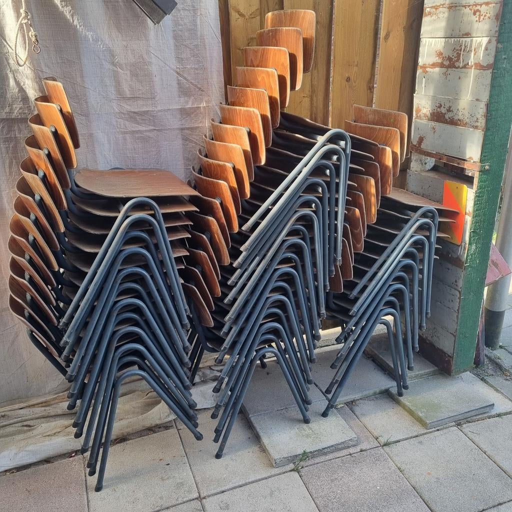 Partij stoelen schoolstoelen stapelstoelen eettafelstoelen, Ophalen, Gebruikt, Bruin, Vijf, Zes of meer stoelen