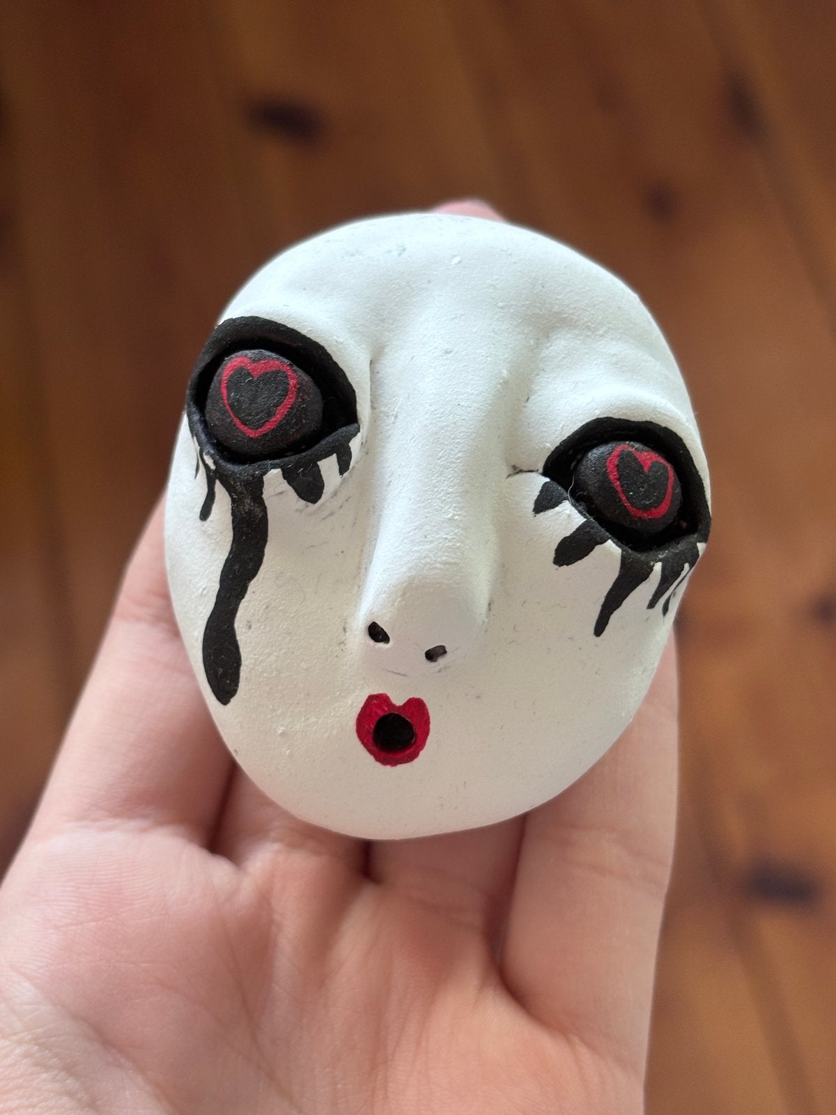 Handgemaakte Deco Sculptuur: Emotioneel Gezichtje, Overige onderwerpen, Minder dan 20 cm, Ophalen of Verzenden, Steen of Keramiek