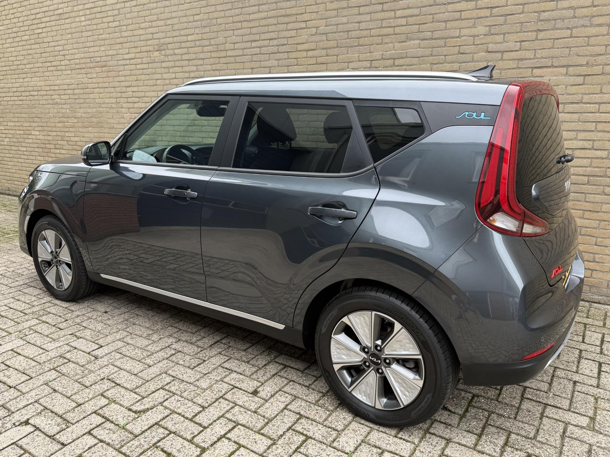 Kia e-Soul ExecutiveLine 64 kWh | Lederen bekleding | Trekha, Auto's, Gebruikt, 1657 kg, Leder, 204 pk