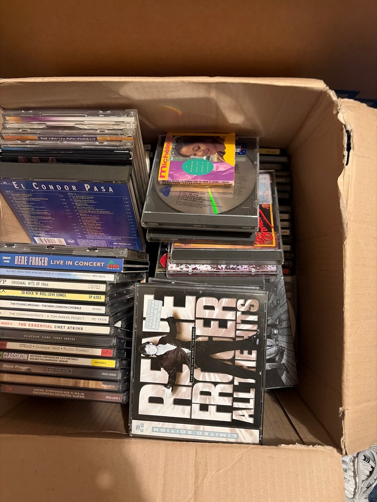 Doos vol diverse cd's - Ophalen in Hilversum, Ophalen, Gebruikt, Verzamelalbum, Inclusief doosje