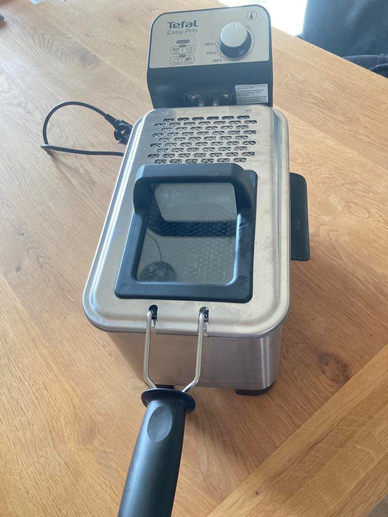 Tefal friteuse Easy Pro, Witgoed en Apparatuur, Ophalen of Verzenden, Zo goed als nieuw