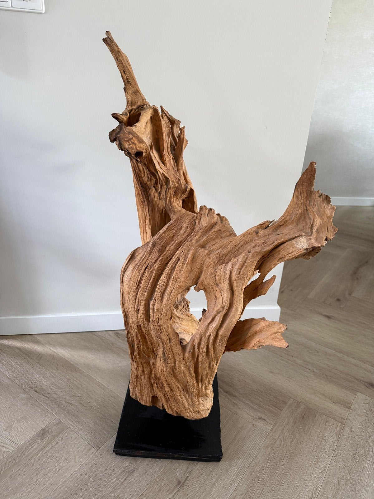 Uniek Houten Teak Ornament Kunstwerk op Sokkel, Ophalen of Verzenden
