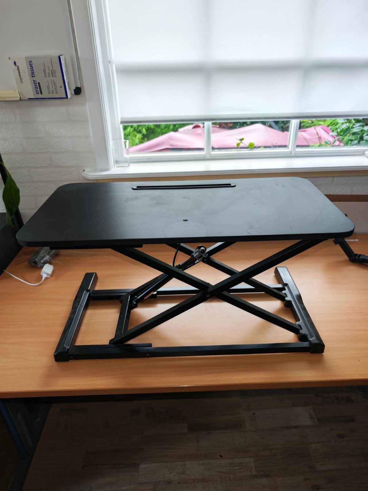 Monitor stand, Computers en Software, Ophalen of Verzenden, Gebruikt, In hoogte verstelbaar