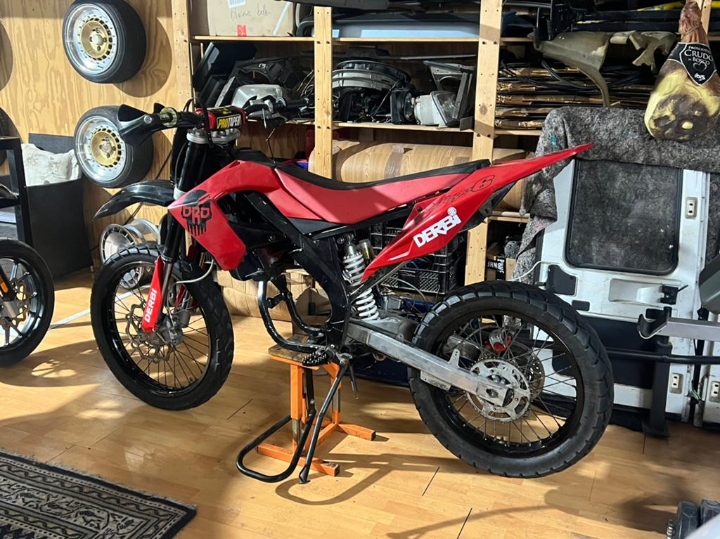 Derbi drd pro rollend frame