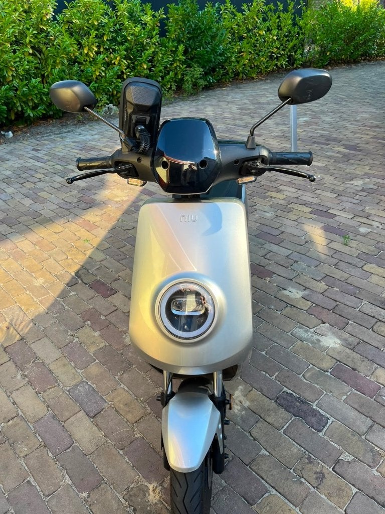 NIU MQi+ Sport 2022 | 45 km/u | 4.506 km | €1.200, Gebruikt, Elektrisch, Ophalen, Overige merken