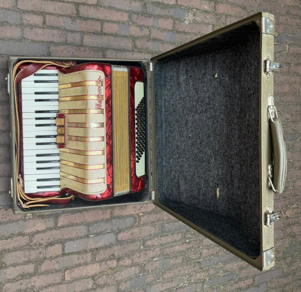 Hohner Concerto II accordeon voor 225 €, Ophalen, Nieuw
