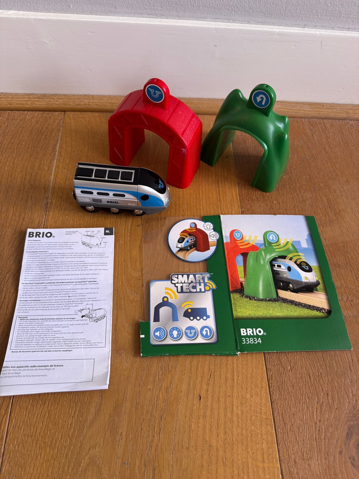 BRIO 33834 | SMART TECH trein met Actie Tunnels, Kinderen en Baby's, Ophalen of Verzenden, Zo goed als nieuw, Jongen of Meisje