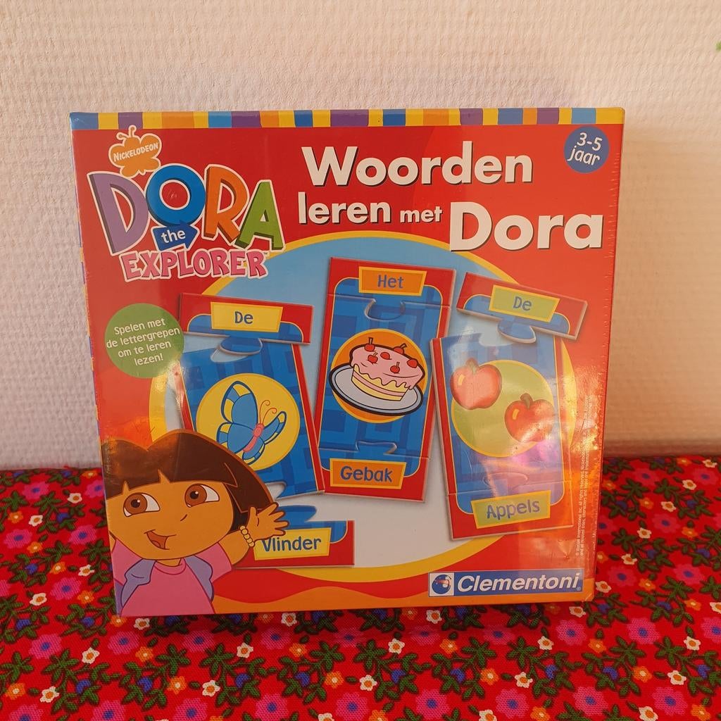 NIEUW spel Woorden leren met Dora Clementoni, Ophalen of Verzenden, Nieuw, Taal en Lezen