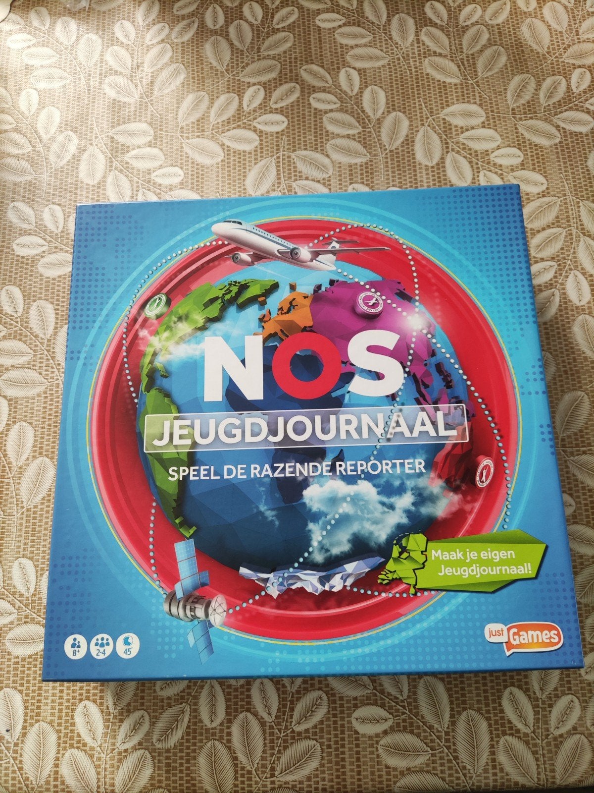 NOS Jeugdjournaal - Speel de razende reporter, Ophalen of Verzenden, Zo goed als nieuw, Just Games