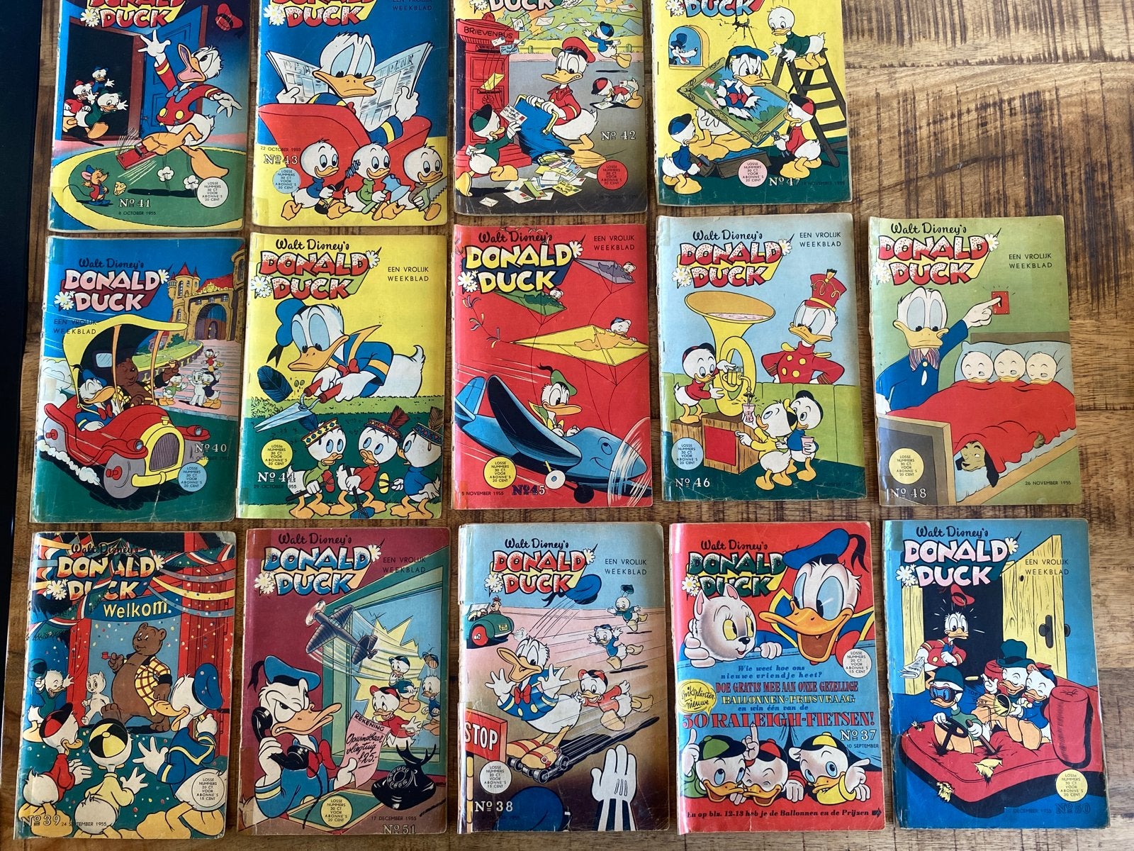 Donald Duck Oude stripboeken uit 1955, Boeken, Stripboeken, Meerdere stripboeken, Ophalen of Verzenden, Gelezen