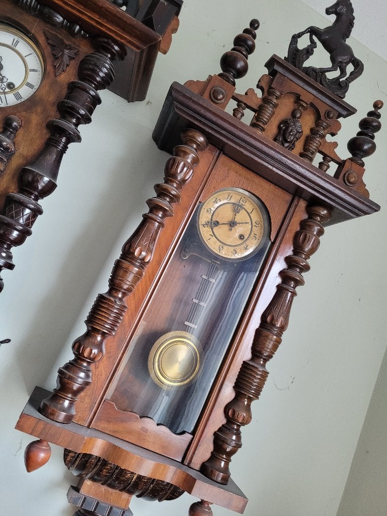 Wandklok.  Oud / Antiek, Ophalen
