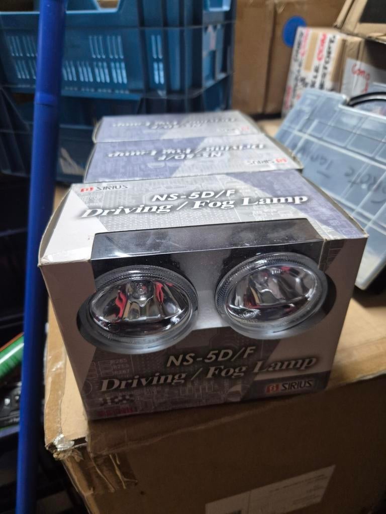2 sets autolamp NS-5D/F, Ophalen of Verzenden