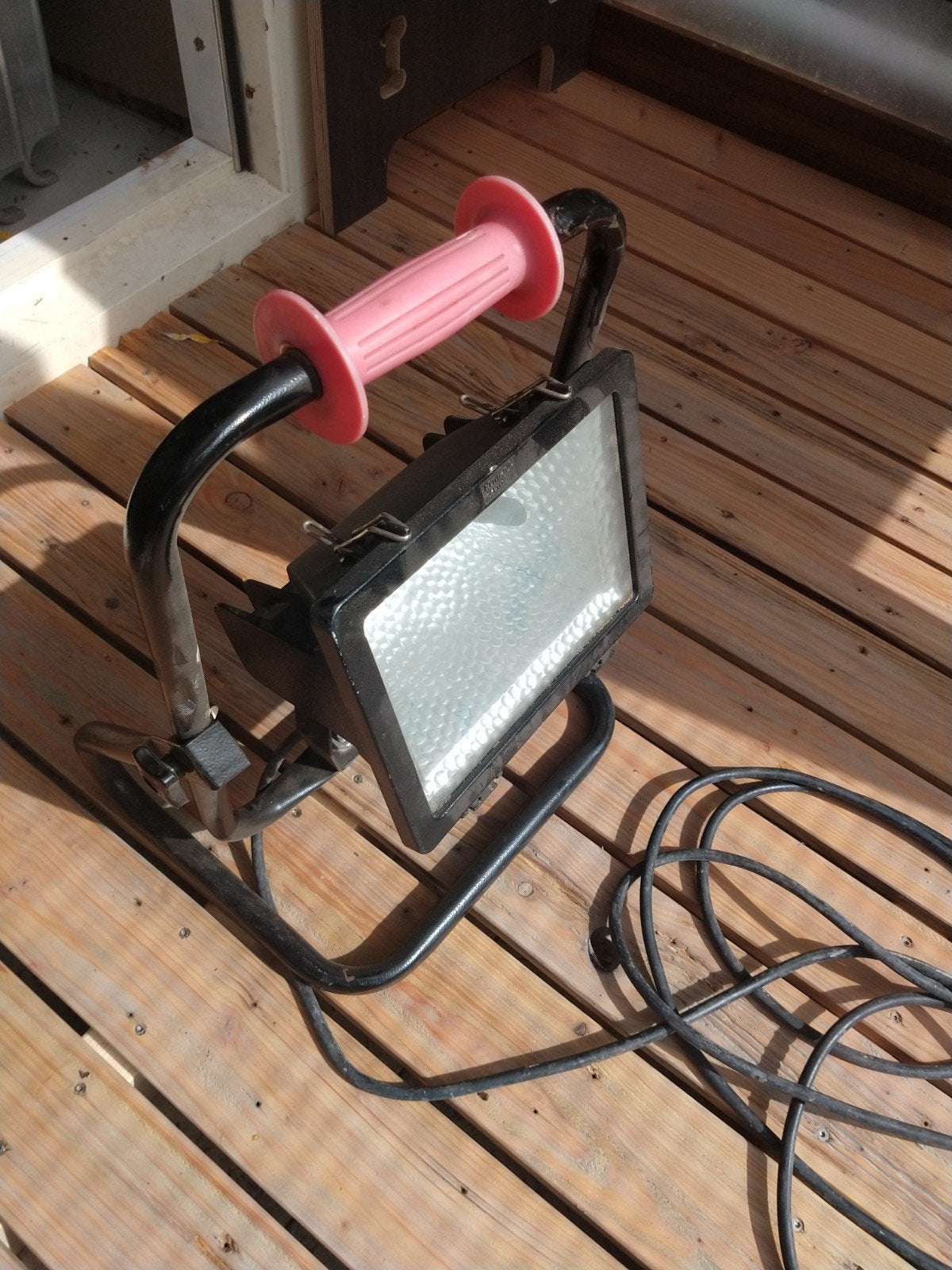 Bouwlamp / Halogeenlamp 500W met handvat en statief, Gebruikt, Met statief, Ophalen of Verzenden, Lamp met armatuur