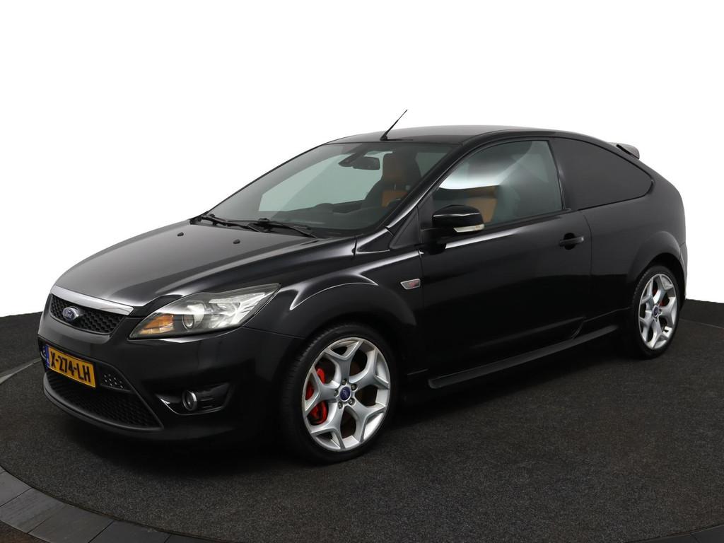 Ford Focus 2.5 ST 225PK Recardo NIEUWE APK!, Auto's, Euro 5, Gebruikt, Electronic Stability Program (ESP), Zwart