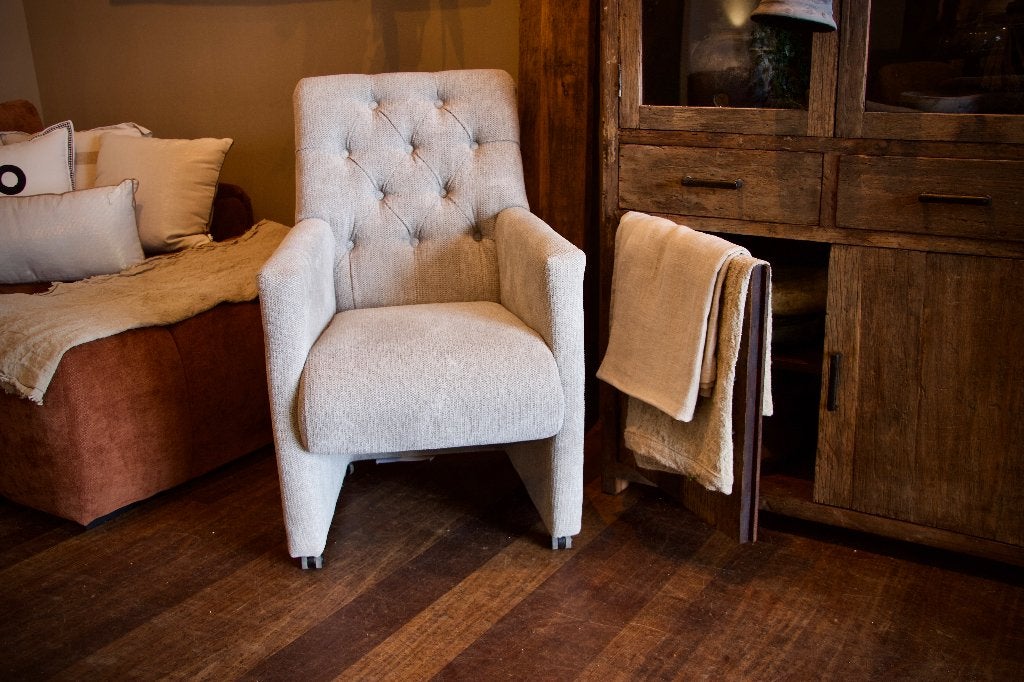 SALE Showroommodellen Eetkamerstoelen Bordeaux, Huis en Inrichting, Stoelen, Ophalen, Nieuw, Grijs, Eén