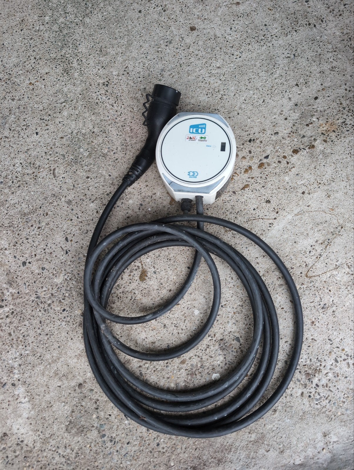 Laadpaal met 8 meter laadsnoer - ICU EV Solutions, Auto diversen, Ophalen, Gebruikt