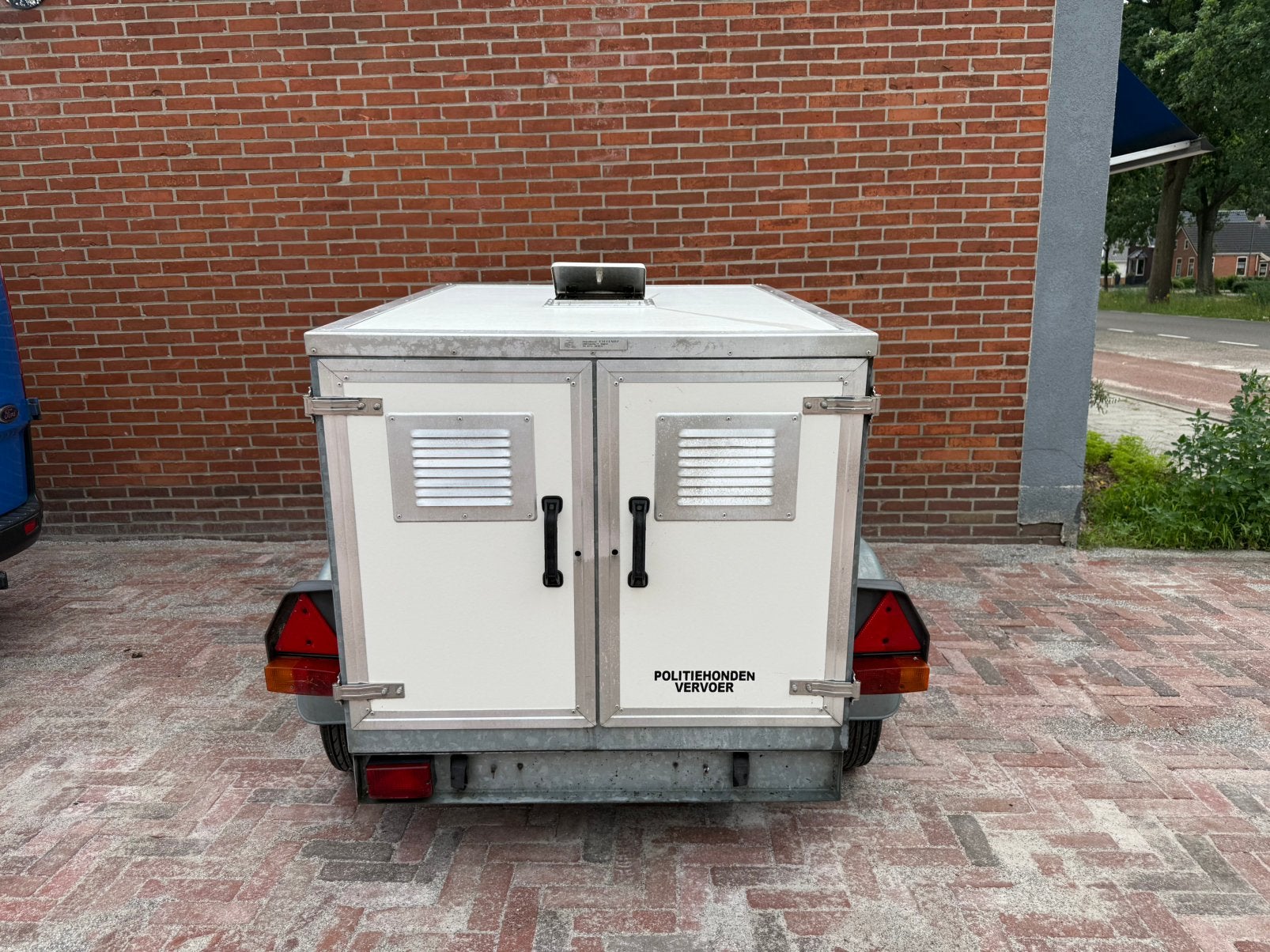Nette Hondenaanhanger, Ophalen, ., Zo goed als nieuw, .