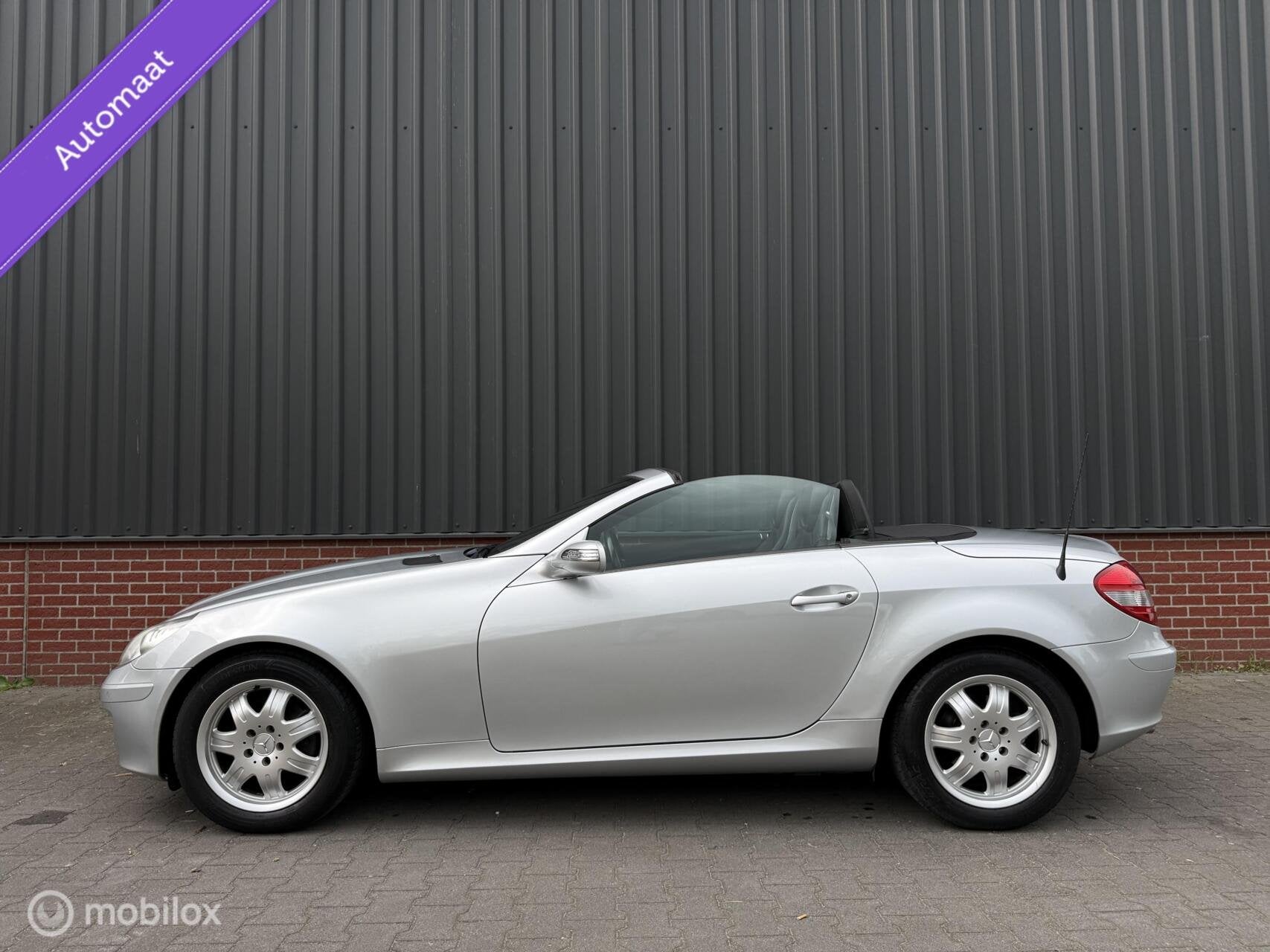 Mercedes SLK-klasse 200 K Automaat Xenon Navi Cruise NL Auto, Auto's, Automaat, Achterwielaandrijving, Gebruikt, 4 cilinders