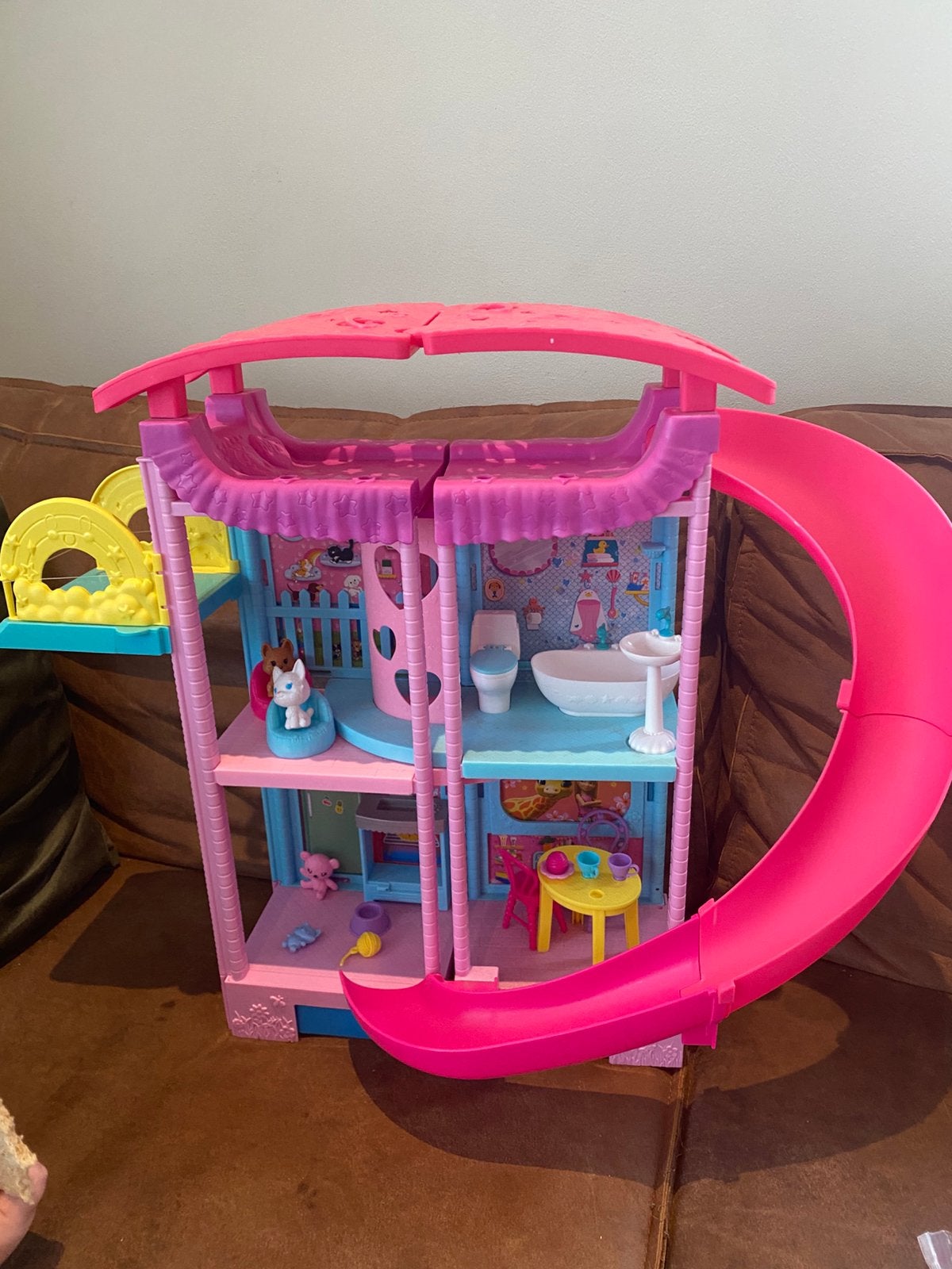Gaaf barbie chelsea poppenhuis, Ophalen of Verzenden, Zo goed als nieuw, Poppenhuis