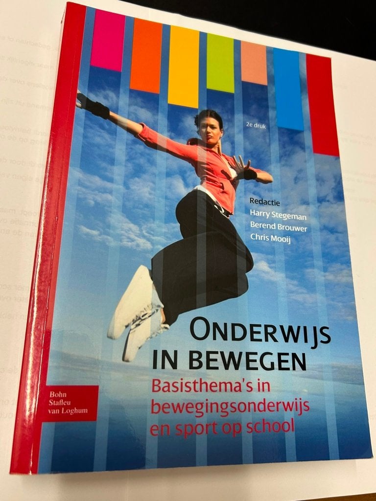 Onderwijs in Bewegen: Basisthema's bewegingsonderwijs, Boeken, Overige vakken, Ophalen of Verzenden, Zo goed als nieuw, Harry Stegeman, Berend Brouwer, Chris Mooij