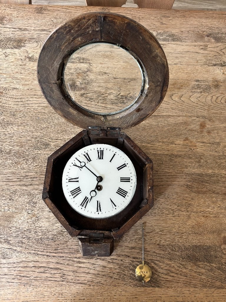 Antieke houten schoolklok / wandklok achthoekig model 29 cm, Ophalen of Verzenden