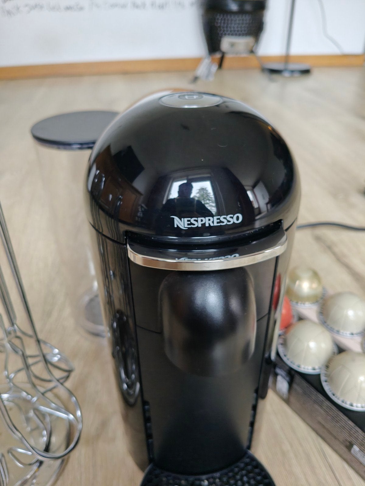 Nespresso Vertuo plus nieuwstaat, Huis en Inrichting, Kunststof, 40 liter of meer, Ophalen of Verzenden, Zo goed als nieuw
