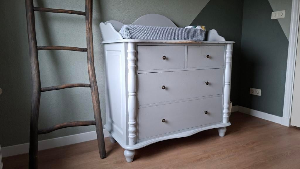 Grijze commode met lades, Ophalen, Gebruikt, 50 tot 70 cm, 100 cm of meer