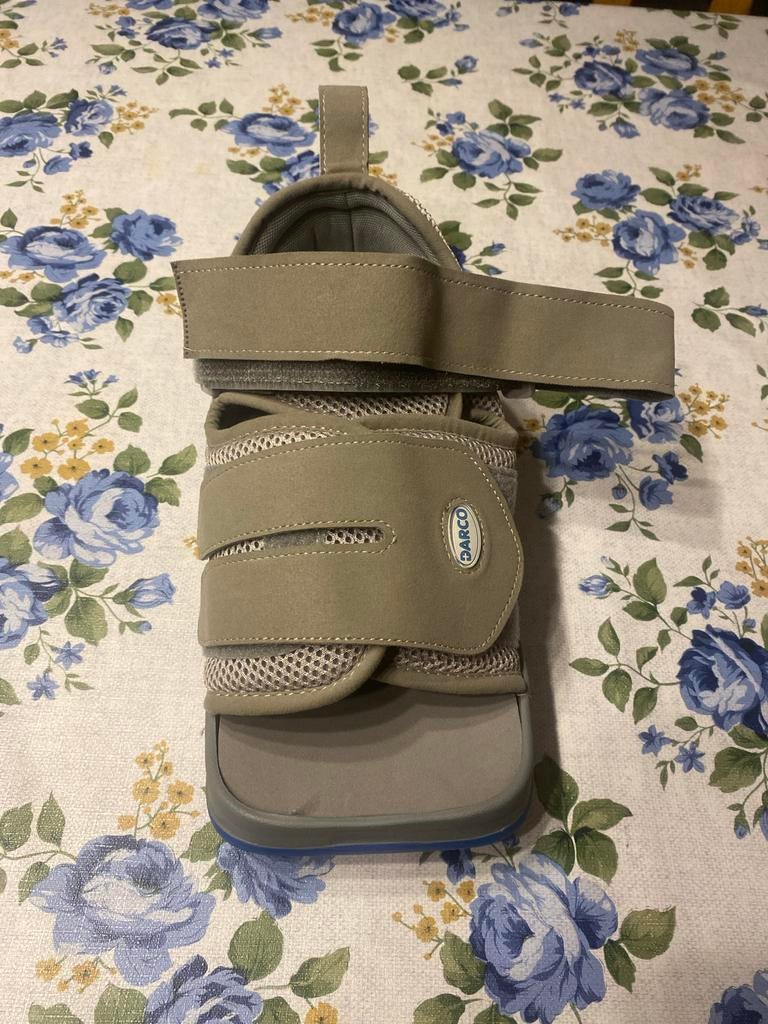 Darco Relief Dual schoen(ontlasting schoen), Diversen, Verpleegmiddelen, Ophalen of Verzenden, Zo goed als nieuw